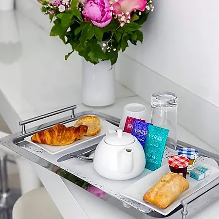 فندق Maison Lenoir 3*