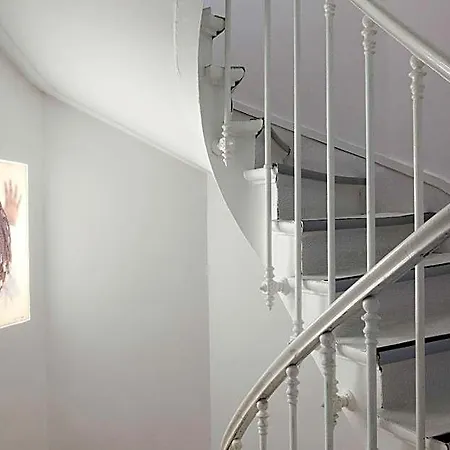فندق Maison Lenoir