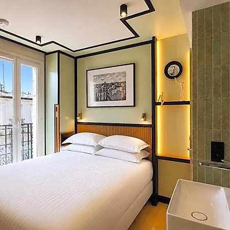 Maison Lenoir فندق 3*