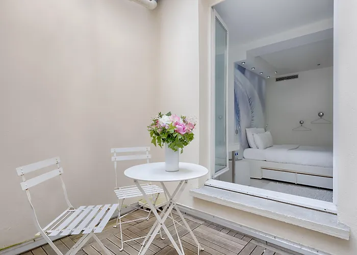 Blc Design Otel Paris